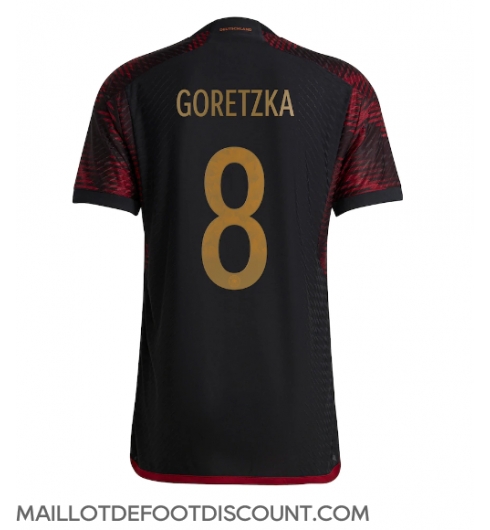 Maillot de football Réplique Allemagne Leon Goretzka #8 Extérieur Mondial 2022 Manche Courte