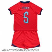 Maillot de football Réplique Angleterre John Stones #5 Extérieur Enfant Mondial 2022 Manche Courte (+ Pantalon court)