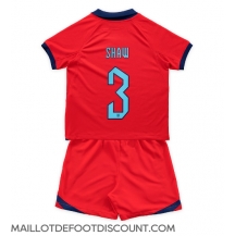 Maillot de football Réplique Angleterre Luke Shaw #3 Extérieur Enfant Mondial 2022 Manche Courte (+ Pantalon court)