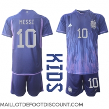 Maillot de football Réplique Argentine Lionel Messi #10 Extérieur Enfant Mondial 2022 Manche Courte (+ Pantalon court)