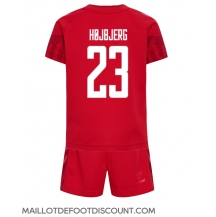 Maillot de football Réplique Danemark Pierre-Emile Hojbjerg #23 Domicile Enfant Mondial 2022 Manche Courte (+ Pantalon court)