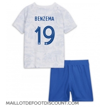 Maillot de football Réplique France Karim Benzema #19 Extérieur Enfant Mondial 2022 Manche Courte (+ Pantalon court)