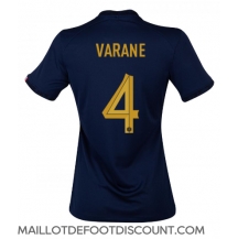 Maillot de football Réplique France Raphael Varane #4 Domicile Femme Mondial 2022 Manche Courte