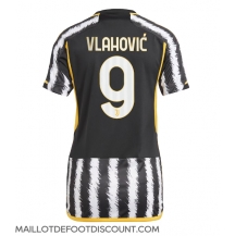 Maillot de football Réplique Juventus Dusan Vlahovic #9 Domicile Femme 2023-24 Manche Courte