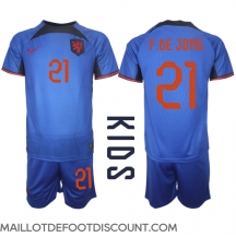 Maillot de football Réplique Pays-Bas Frenkie de Jong #21 Extérieur Enfant Mondial 2022 Manche Courte (+ Pantalon court)