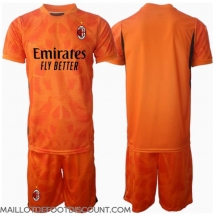 Maillot de football Réplique AC Milan Gardien de but Extérieur Enfant 2024-25 Manche Courte (+ Pantalon court)