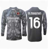 Maillot de football Réplique AC Milan Mike Maignan #16 Gardien de but Domicile 2024-25 Manche Longue