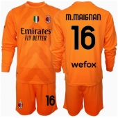 Maillot de football Réplique AC Milan Mike Maignan #16 Gardien de but Extérieur Enfant 2024-25 Manche Longue (+ Pantalon court)