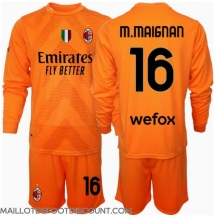 Maillot de football Réplique AC Milan Mike Maignan #16 Gardien de but Extérieur Enfant 2024-25 Manche Longue (+ Pantalon court)