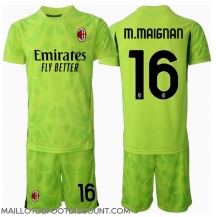 Maillot de football Réplique AC Milan Mike Maignan #16 Gardien de but Troisième Enfant 2024-25 Manche Courte (+ Pantalon court)