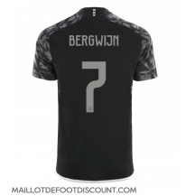 Maillot de football Réplique Ajax Steven Bergwijn #7 Troisième 2023-24 Manche Courte