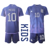 Maillot de football Réplique Argentine Lionel Messi #10 Extérieur Enfant Mondial 2022 Manche Courte (+ Pantalon court)