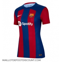 Maillot de football Réplique Barcelona Domicile Femme 2023-24 Manche Courte