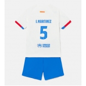 Maillot de football Réplique Barcelona Inigo Martinez #5 Extérieur Enfant 2023-24 Manche Courte (+ Pantalon court)