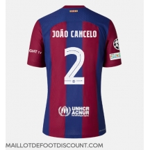 Maillot de football Réplique Barcelona Joao Cancelo #2 Domicile 2023-24 Manche Courte