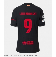 Maillot de football Réplique Barcelona Robert Lewandowski #9 Extérieur 2024-25 Manche Courte