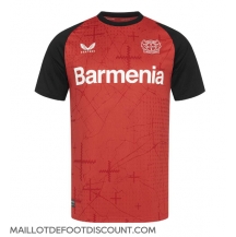 Maillot de football Réplique Bayer Leverkusen Domicile 2024-25 Manche Courte
