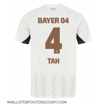Maillot de football Réplique Bayer Leverkusen Jonathan Tah #4 Extérieur 2024-25 Manche Courte