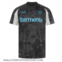Maillot de football Réplique Bayer Leverkusen Troisième 2024-25 Manche Courte