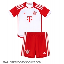 Maillot de football Réplique Bayern Munich Domicile Enfant 2023-24 Manche Courte (+ Pantalon court)