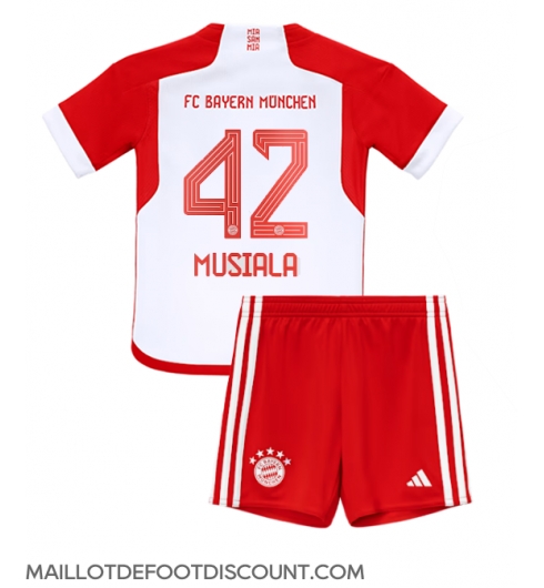 Maillot de football Réplique Bayern Munich Jamal Musiala #42 Domicile Enfant 2023-24 Manche Courte (+ Pantalon court)