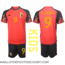 Maillot de football Réplique Belgique Romelu Lukaku #9 Domicile Enfant Mondial 2022 Manche Courte (+ Pantalon court)