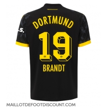 Maillot de football Réplique Borussia Dortmund Julian Brandt #19 Extérieur 2023-24 Manche Courte