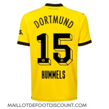 Maillot de football Réplique Borussia Dortmund Mats Hummels #15 Domicile 2023-24 Manche Courte