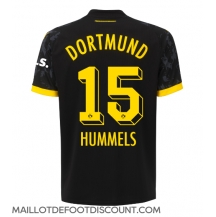 Maillot de football Réplique Borussia Dortmund Mats Hummels #15 Extérieur 2023-24 Manche Courte