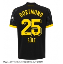 Maillot de football Réplique Borussia Dortmund Niklas Sule #25 Extérieur 2023-24 Manche Courte