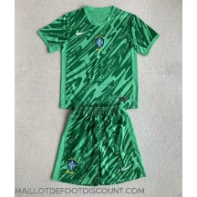 Maillot de football Réplique Brésil Gardien de but Domicile Enfant Copa America 2024 Manche Courte (+ Pantalon court)