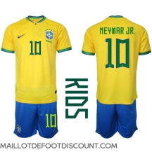 Maillot de football Réplique Brésil Neymar Jr #10 Domicile Enfant Mondial 2022 Manche Courte (+ Pantalon court)