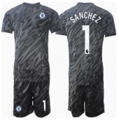 Maillot de football Réplique Chelsea Robert Sanchez #1 Gardien de but Extérieur Enfant 2024-25 Manche Courte (+ Pantalon court)