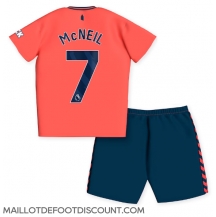 Maillot de football Réplique Everton Dwight McNeil #7 Extérieur Enfant 2023-24 Manche Courte (+ Pantalon court)