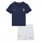 Maillot de football Réplique France Domicile Enfant Mondial 2022 Manche Courte (+ Pantalon court)
