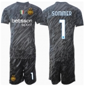 Maillot de football Réplique Inter Milan Yann Sommer #1 Gardien de but Troisième Enfant 2024-25 Manche Courte (+ Pantalon court)