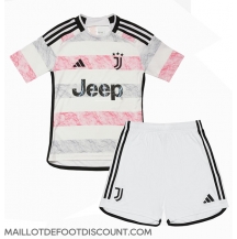 Maillot de football Réplique Juventus Extérieur Enfant 2023-24 Manche Courte (+ Pantalon court)