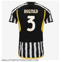 Maillot de football Réplique Juventus Gleison Bremer #3 Domicile 2023-24 Manche Courte