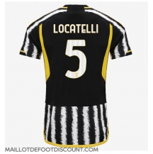 Maillot de football Réplique Juventus Manuel Locatelli #5 Domicile 2023-24 Manche Courte