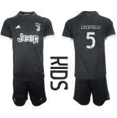 Maillot de football Réplique Juventus Manuel Locatelli #5 Troisième Enfant 2023-24 Manche Courte (+ Pantalon court)