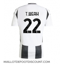 Maillot de football Réplique Juventus Timothy Weah #22 Domicile 2024-25 Manche Courte