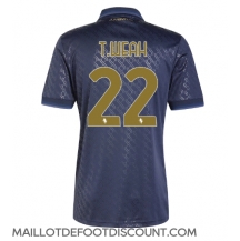 Maillot de football Réplique Juventus Timothy Weah #22 Troisième 2024-25 Manche Courte