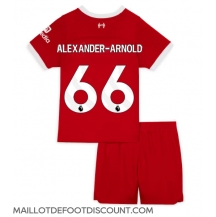 Maillot de football Réplique Liverpool Alexander-Arnold #66 Domicile Enfant 2023-24 Manche Courte (+ Pantalon court)