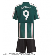 Maillot de football Réplique Manchester United Anthony Martial #9 Extérieur Enfant 2023-24 Manche Courte (+ Pantalon court)