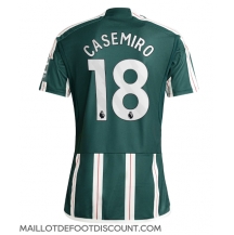 Maillot de football Réplique Manchester United Casemiro #18 Extérieur 2023-24 Manche Courte