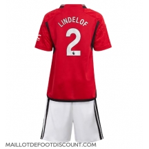 Maillot de football Réplique Manchester United Victor Lindelof #2 Domicile Enfant 2023-24 Manche Courte (+ Pantalon court)