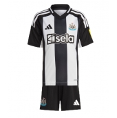 Maillot de football Réplique Newcastle United Domicile Enfant 2024-25 Manche Courte (+ Pantalon court)
