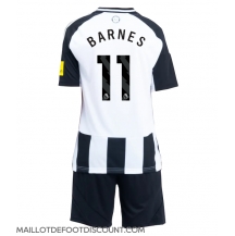 Maillot de football Réplique Newcastle United Harvey Barnes #11 Domicile Enfant 2024-25 Manche Courte (+ Pantalon court)