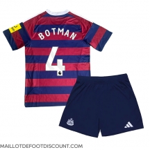 Maillot de football Réplique Newcastle United Sven Botman #4 Extérieur Enfant 2024-25 Manche Courte (+ Pantalon court)