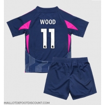 Maillot de football Réplique Nottingham Forest Chris Wood #11 Extérieur Enfant 2024-25 Manche Courte (+ Pantalon court)